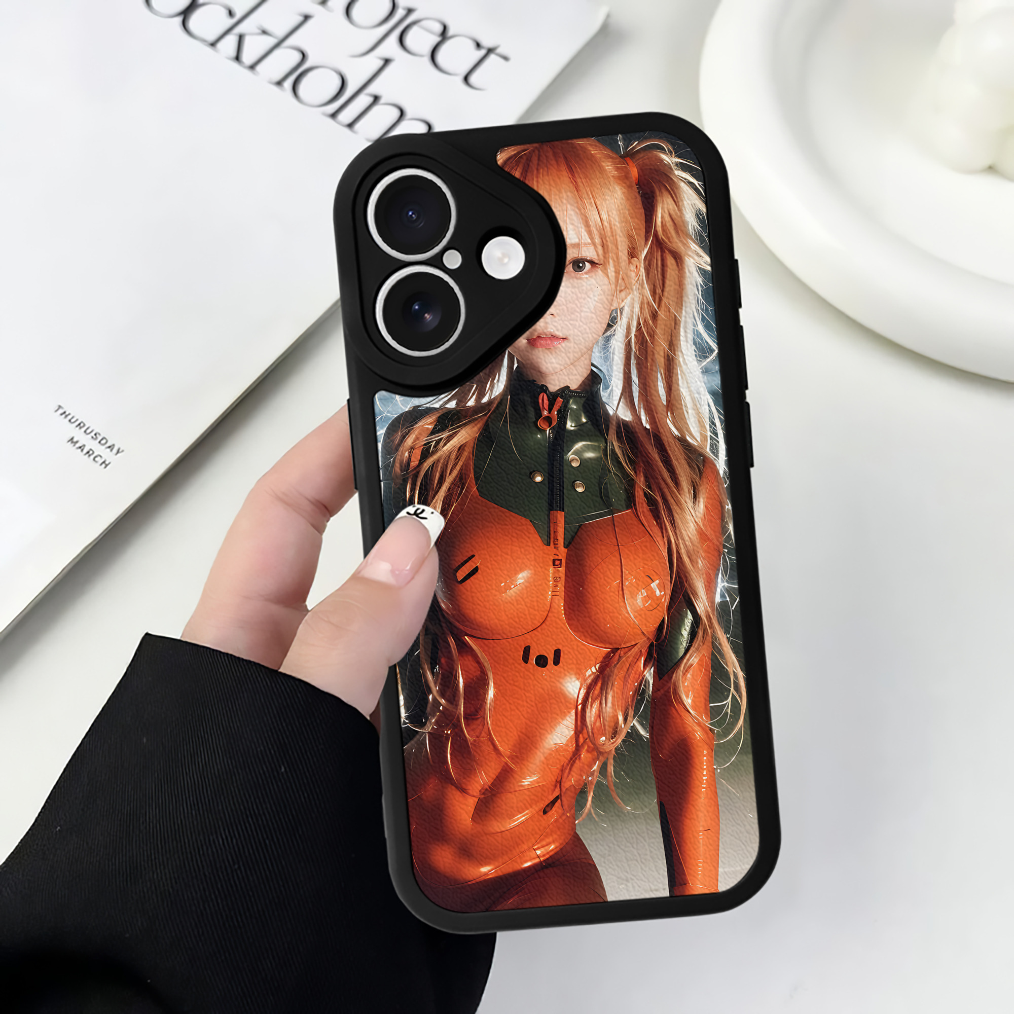 （画像用） EVA 新世紀エヴァンゲリオン 【iPhone 16シリーズ対応】シリコンスマホケース（レザー調） 材質：シリコン